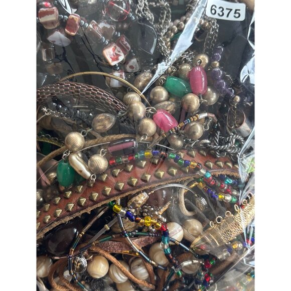 Mixed Jewelry Lot For Art & Craft Beads & Chains 3 Lbs 8 Oz Assorted Colors & Ma - Picture 2 of 13